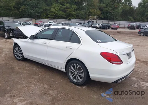2015 Mercedes-Benz C 300 4Matic from USA, damaged, VIN 55SWF4KB0FU002449
